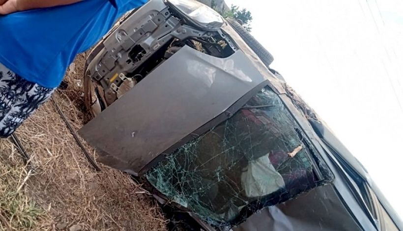 Capotamento de veículo é registrado em Ibiara; uma pessoa ficou ferida