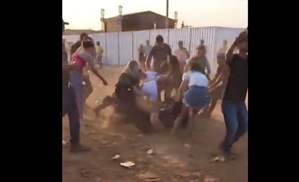 Em plena Pandemia: São José de Espinharas registra vaquejada que termina em grande briga; Vídeo