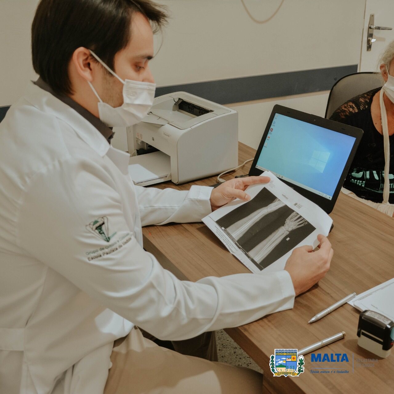 Secretaria Municipal de saúde disponibilizou atendimento clínico em ortopedia para a população maltense