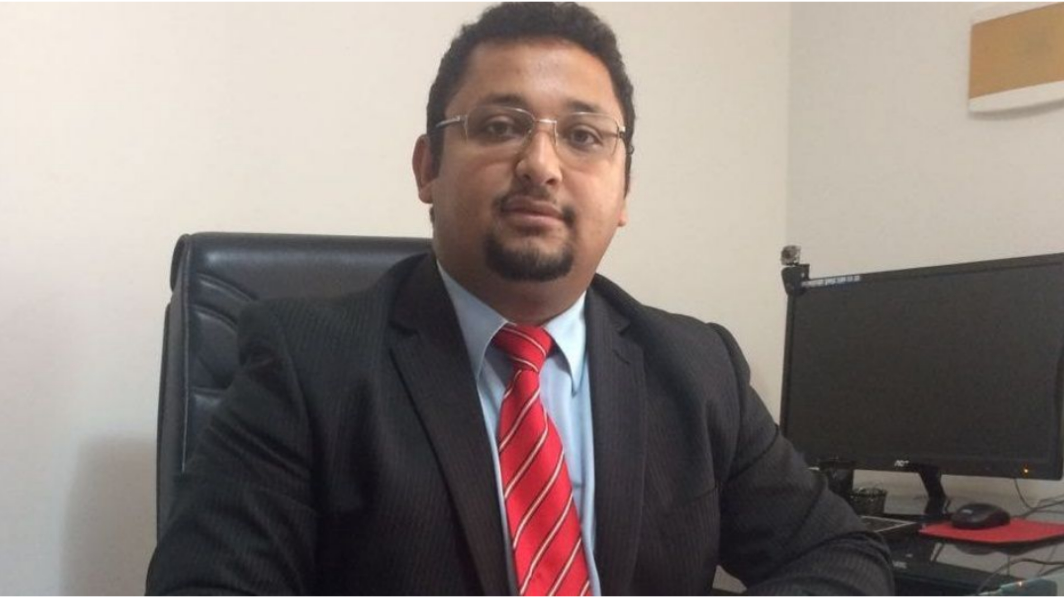 Advogado Corsino Neto reclama que delegado de polícia o impediu de ter acesso a oitivas de acusado e delegado diz que ele queria palanque. Ouça;