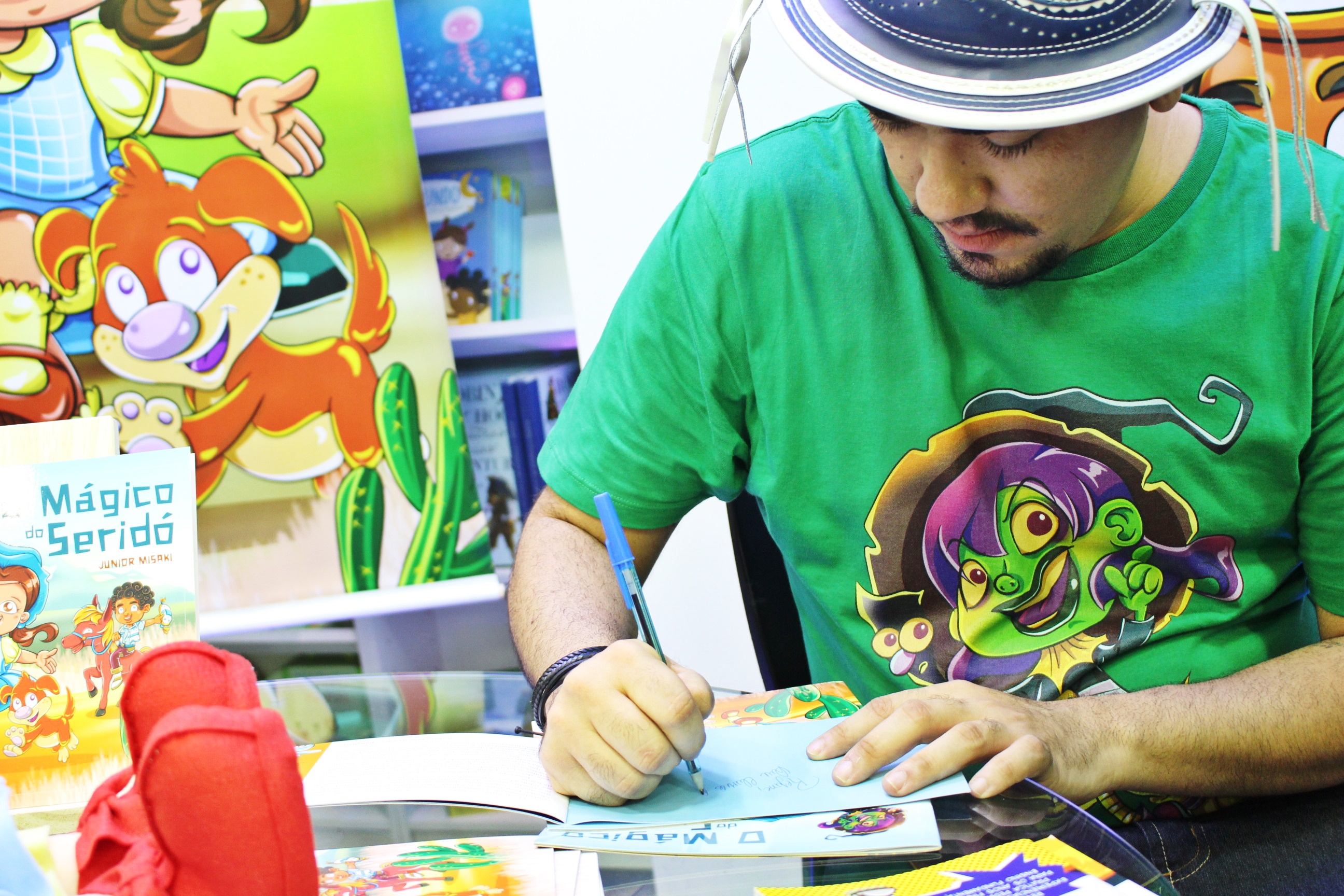 Escritor Patoense lança segundo livro infantil com temática sobre o Seridó