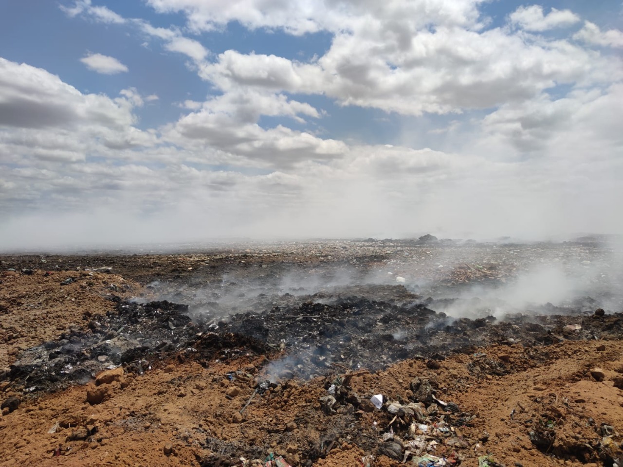Comandante do Corpo de Bombeiros confirma que fogo no lixão de Patos está praticamente controlado