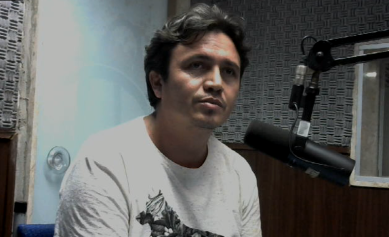 Presidente da ONG Adota Patos diz que município não demonstrou interesse em formalizar parceria para castrações. Ouça