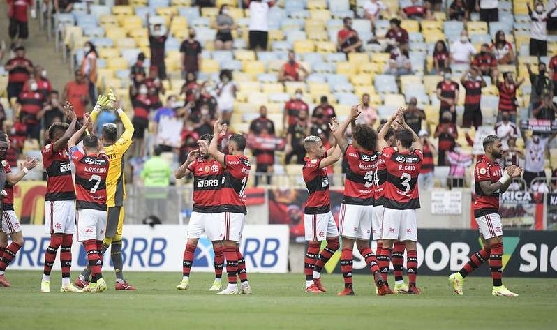 BRASILEIRÃO: Flamengo vence, São Paulo e Palmeiras empatam e Grêmio dá vexame em casa