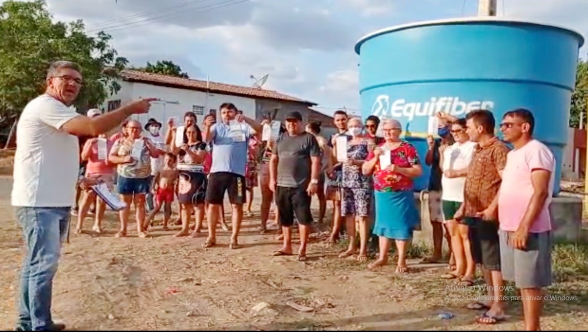 Morador de São Bento cobra que Cagepa preste assistência aos moradores e denuncia descaso
