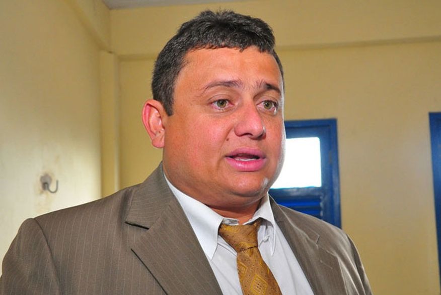 Walber Virgulino diz que recebe saída de Ramonilson Alves com tranquilidade e promete fortalecer o Patriota em Patos. Ouça