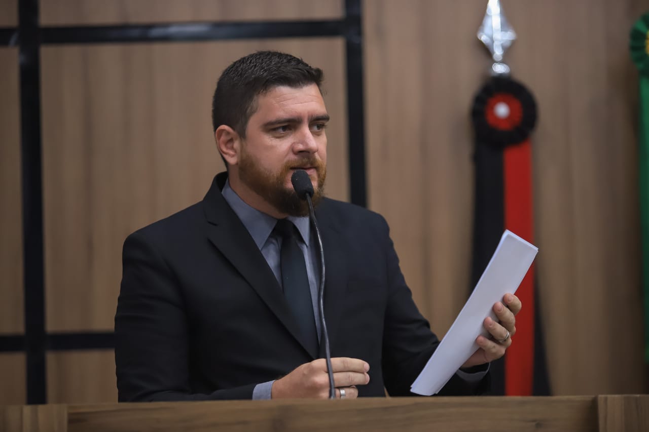 Jamerson Ferreira alerta para criação de taxa de renovação de alvará proposta pela prefeitura