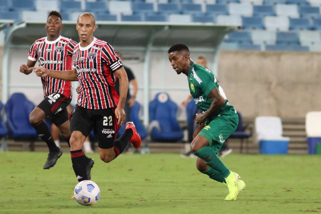 Cuiabá 0 x 0 São Paulo - Tricolor empata o quinto jogo seguido e segue próximo da degola do Brasileirão