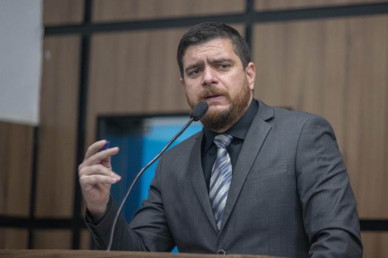 Jamerson Ferreira diz que empresa da Zona Azul desmoralizou o prefeito de Patos