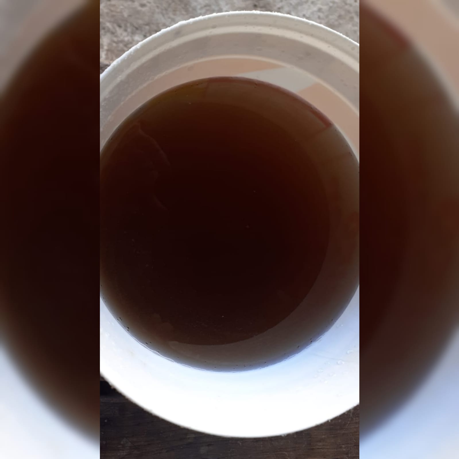 Cor de café: População de São José do Bonfim reclama da coloração da água nas torneiras. Cagepa explica