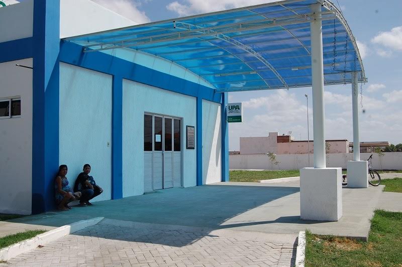 Vereador Josmá Oliveira cobra atenção da Prefeitura para bairros da cidade e exige atendimento odontológico nas UBS. Ouça