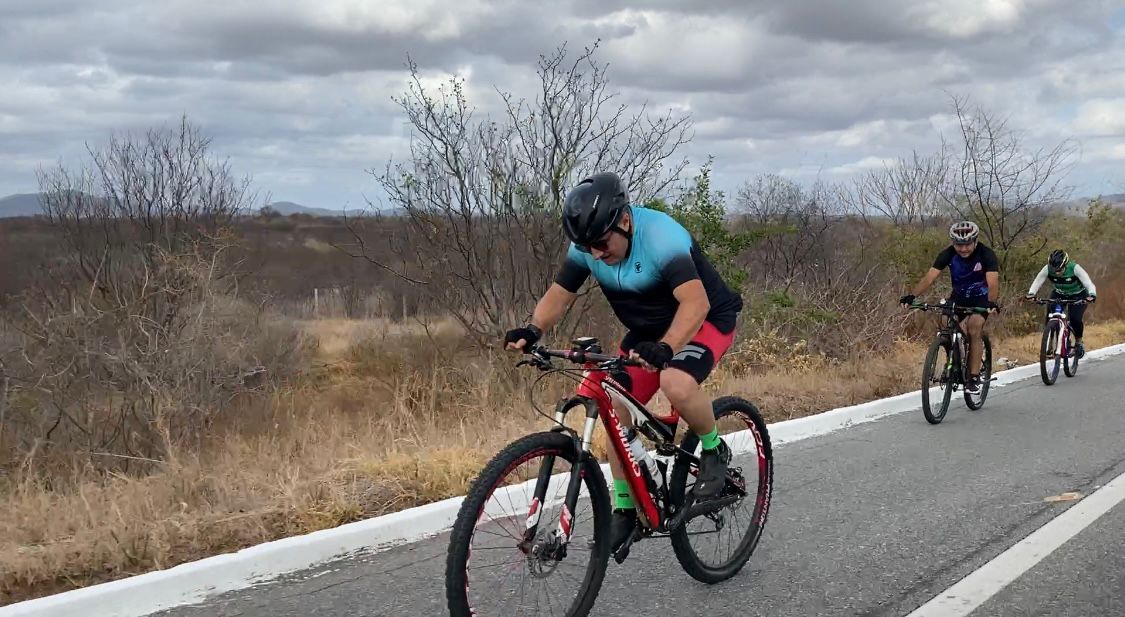 Forró Bike reúne ciclistas de Patos e região para celebrar os 118 anos de Patos