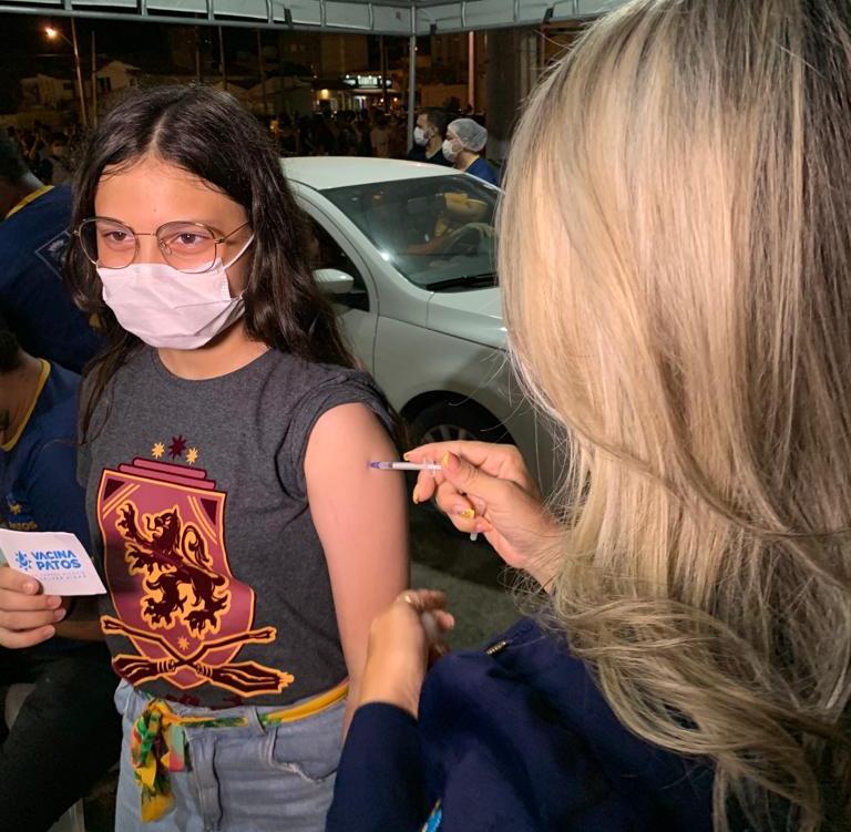 12 +: Confira novo calendário da vacinação contra covid em Patos