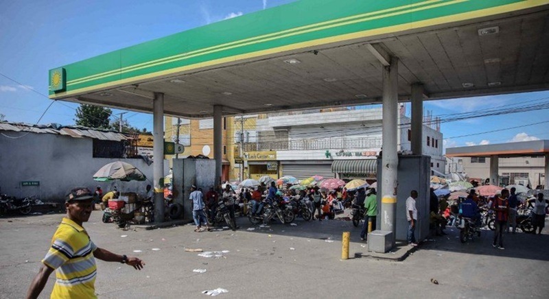 Crise de combustíveis no Haiti limita acesso da população à assistência médica