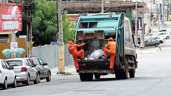 Projeto do prefeito Nabor que alterava artigo para regulamentar taxa de coleta de resíduos sólidos em Patos é reprovado pelos vereadores