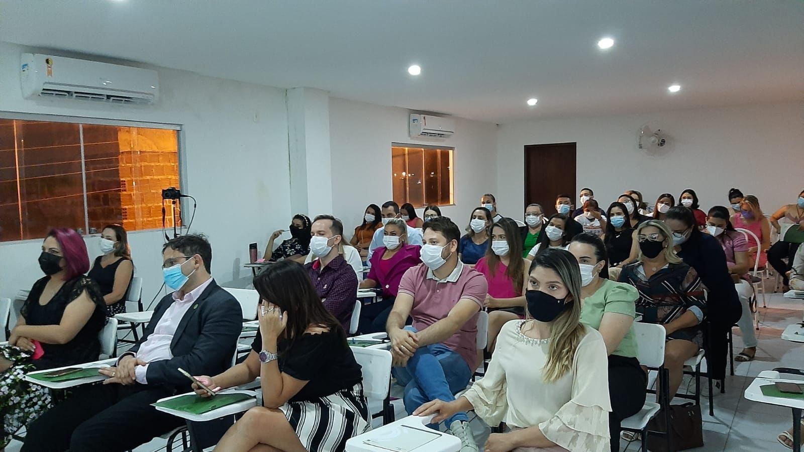 I Simpósio Multidisciplinar de Oncologia do Sertão começa debatendo saúde do homem e novas perspectivas no tratamento do câncer