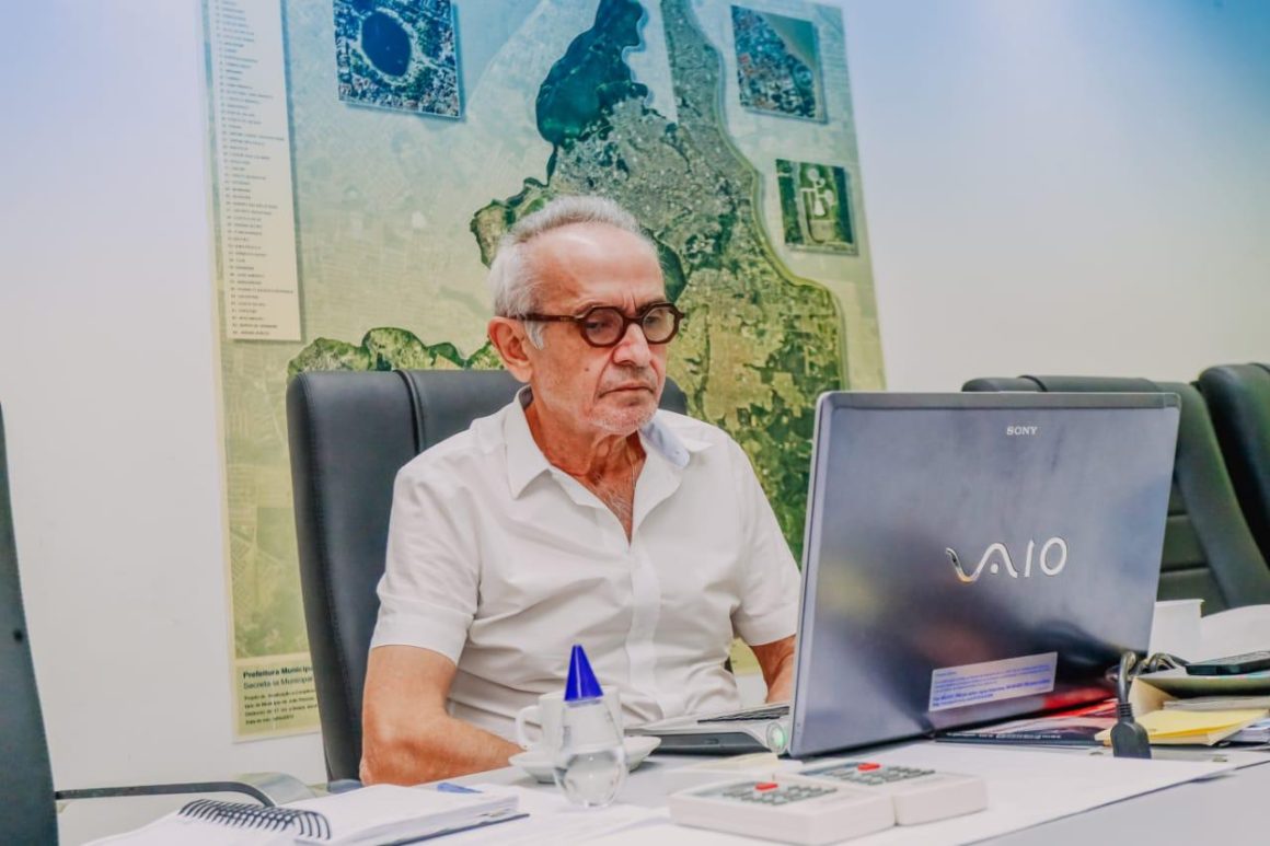 Prefeito de João Pessoa libera comércio sem restrição de horário