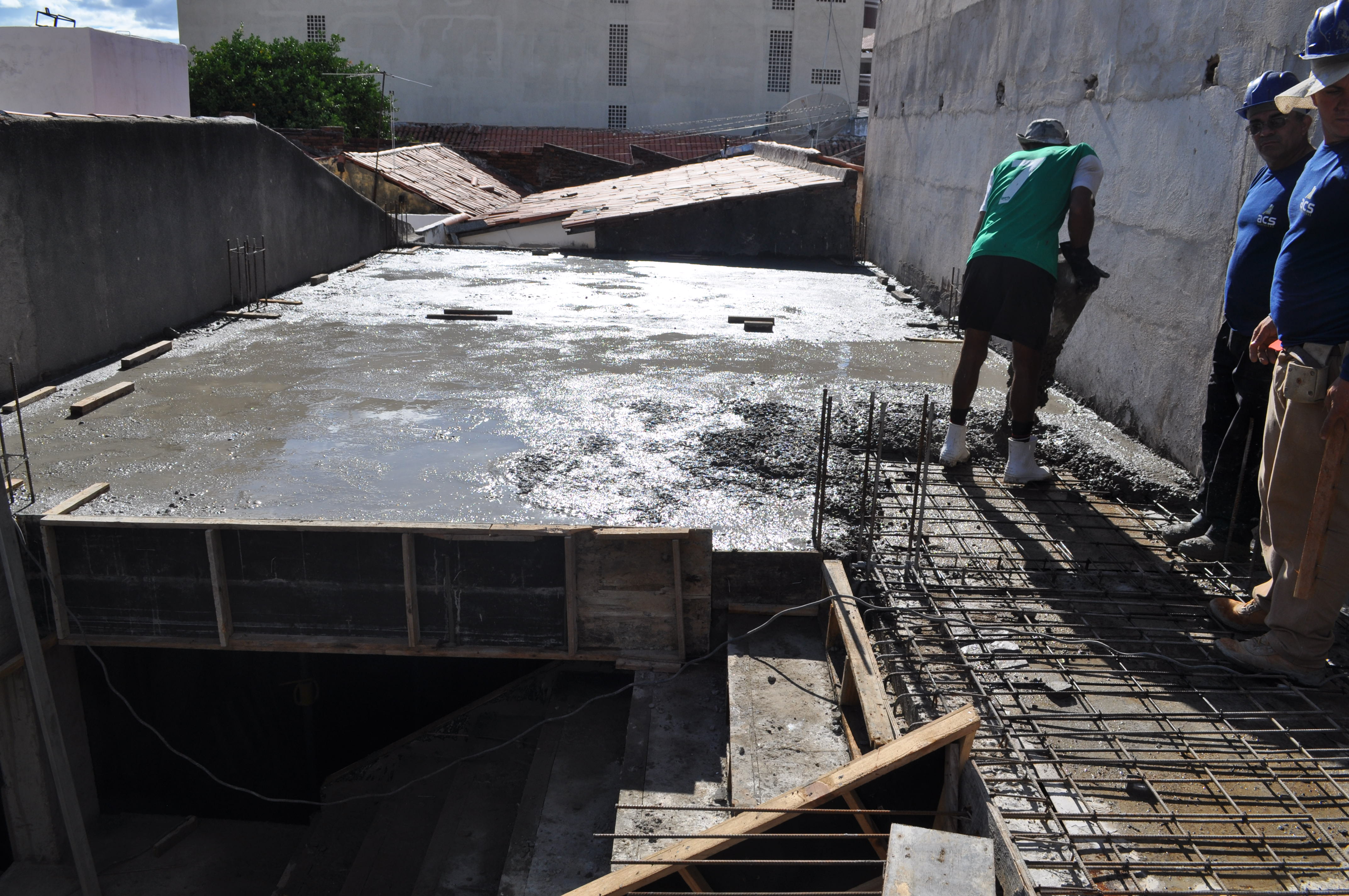 Construção civil responde por 16,25% dos empregos formais da Paraíba, segundo o Caged