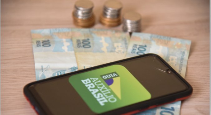 Governo define valores do Auxílio Brasil; veja quais são
