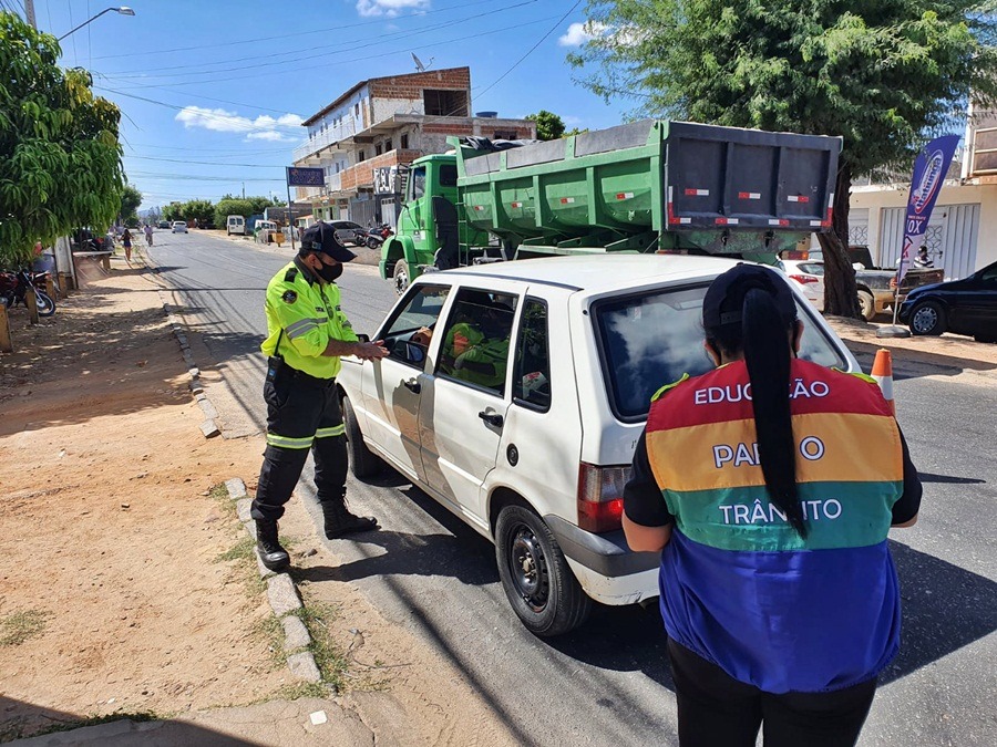 Principais vias da cidade de Patos recebem blitz educativa da Sttrans nesta quarta (10)