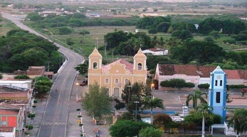 Justiça cassa mandatos de vereadores e suplentes de cidade do Sertão