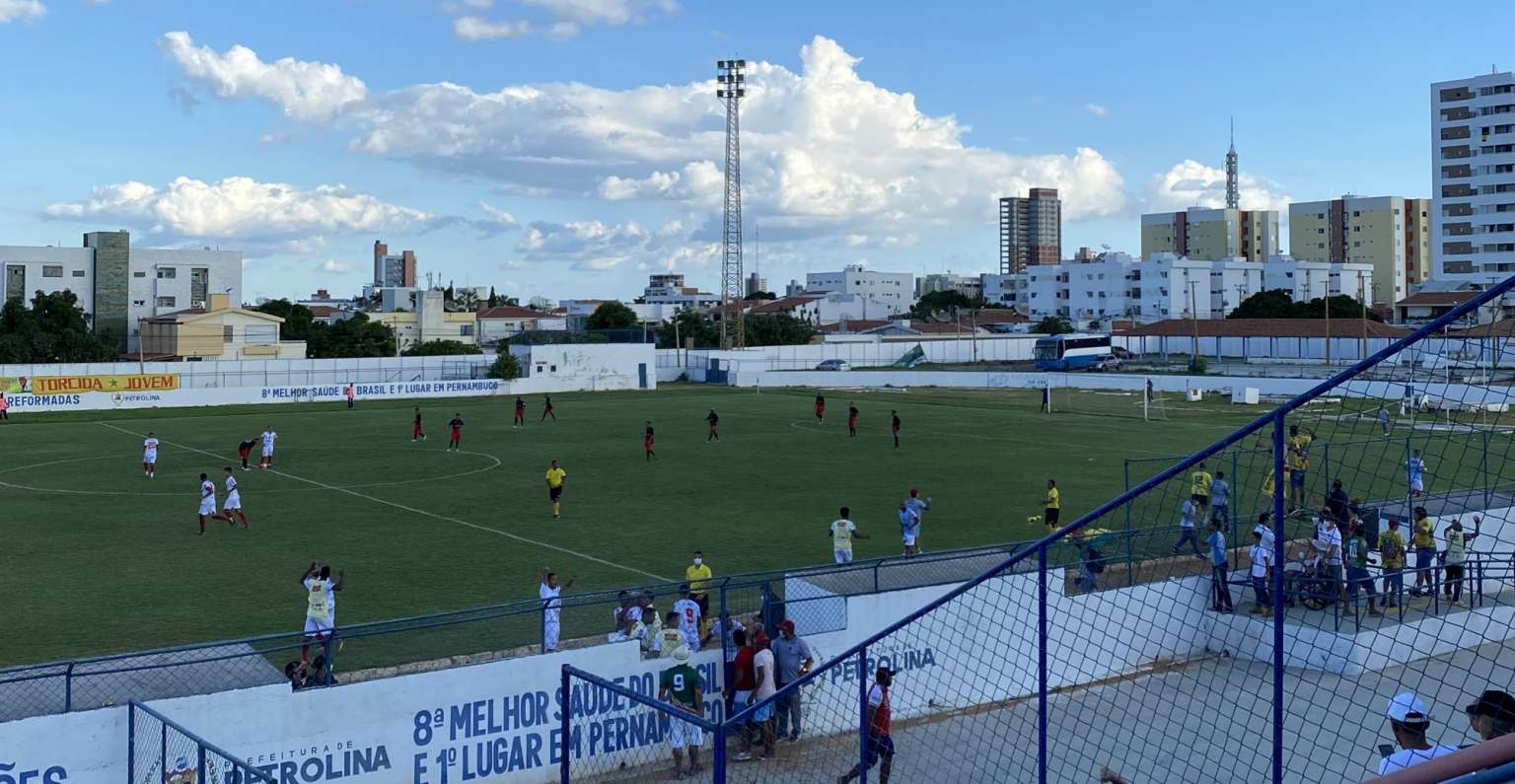 “Pior time do mundo”, Íbis está de volta à elite de Campeonato Pernambucano