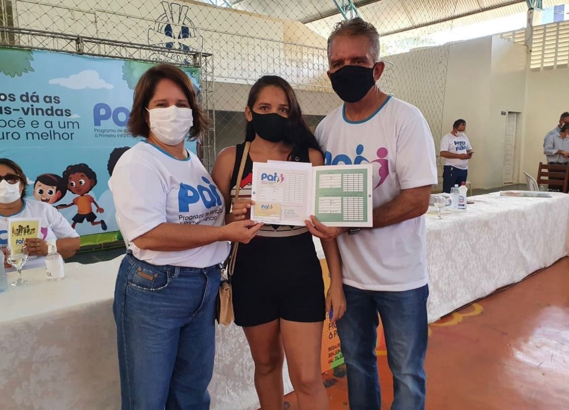 Prefeitura de Patos realiza entrega do Cartão do PAI