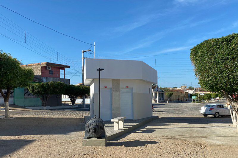 Prefeitura de Diamante gasta R$ 50 mil para construção de banheiro público e vereador questiona