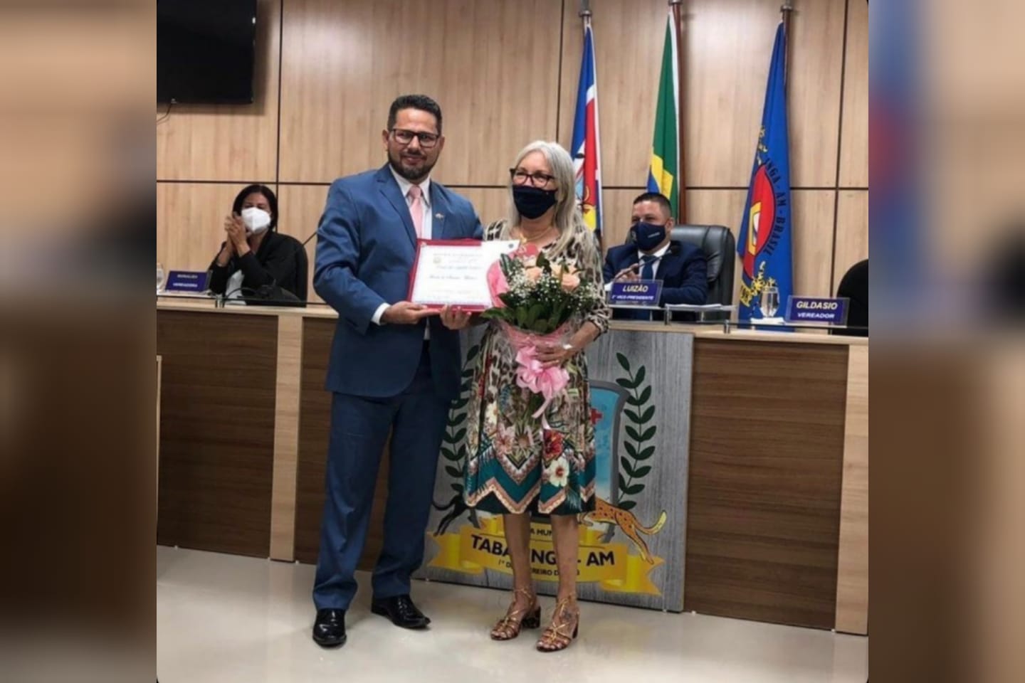 Patoense Maria do Socorro Medeiros recebe título de cidadã amazonense. Conheça um pouco de sua história