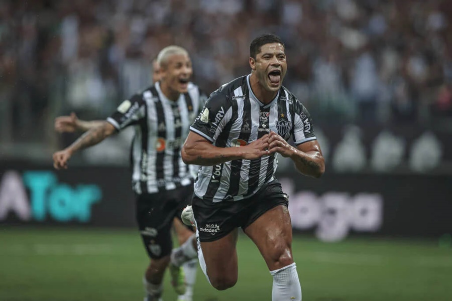 Galo atropela o Athletico no Mineirão e encaminha título da Copa do Brasil