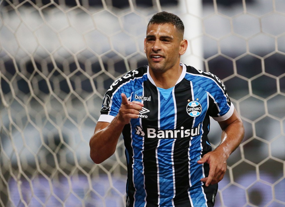 Gaúcho: Grêmio anuncia dispensa de trio ‘cascudo’ para 2022