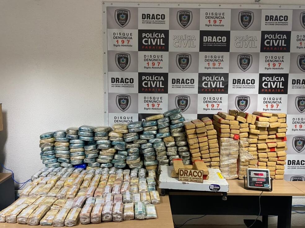 Polícia Civil prende grupo com 350kg de drogas e mais de R$ 1 milhão, na Paraíba