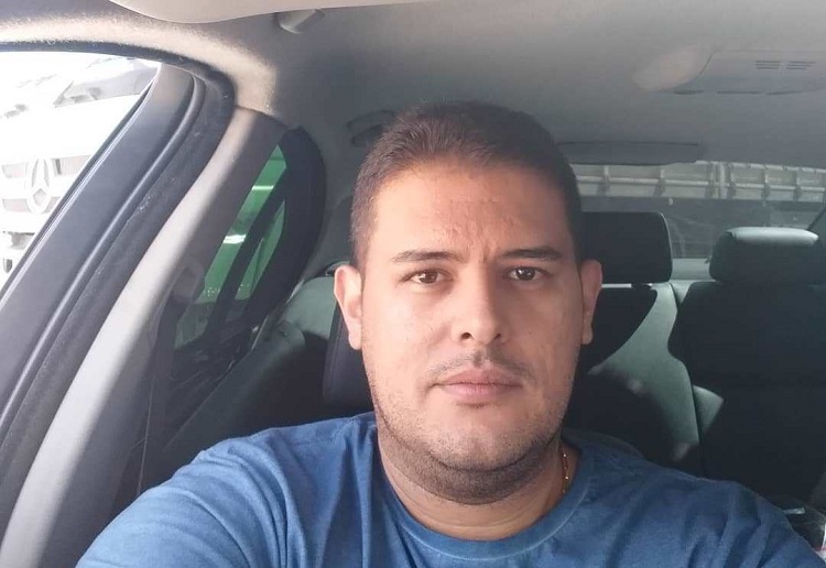 Empresário morre após caminhonete capotar em estrada na zona rural de Cajazeiras