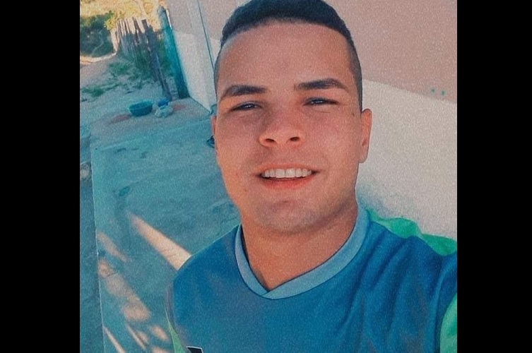 Jovem de 18 anos morre após se envolver em acidente quando retornava de uma festa na madrugada desta sexta-feira (31), no Sertão