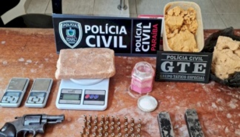 Polícia Civil apreende arma de fogo, drogas e munições no fim de semana, no Vale do Piancó