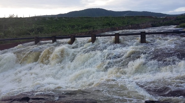 Chuvas: sobe para cinco o número de açudes sangrando na Paraíba