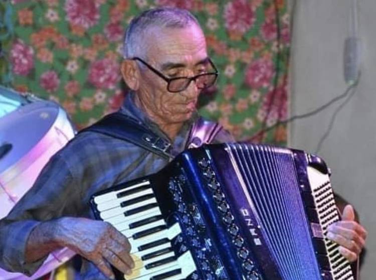 Aposentado que trabalhava como motorista de ônibus escolar morre em acidente de moto na região de Cajazeiras