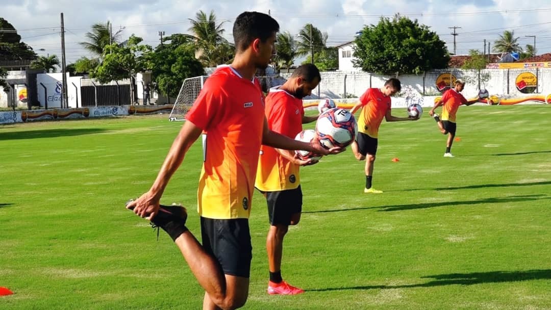 Botafogo-PB enfrenta o Santa Cruz-PE em mais um teste na preparação