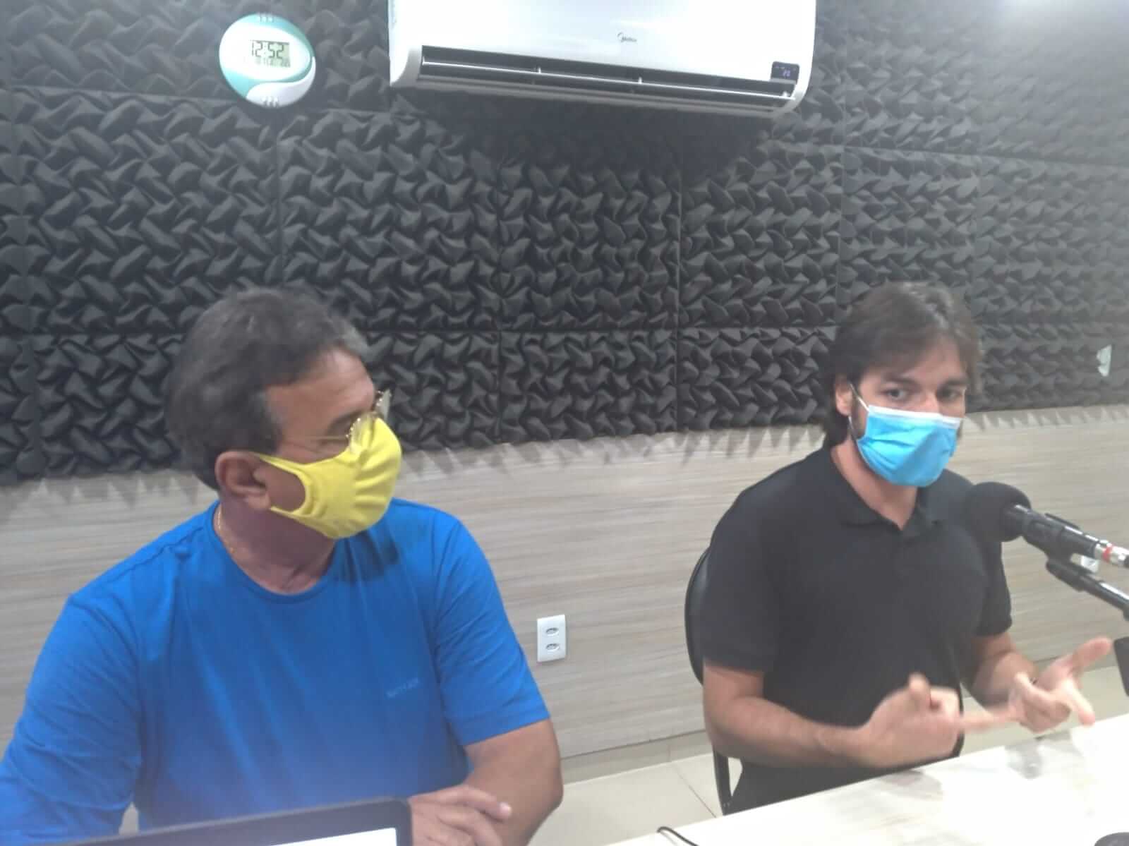 Vieirinha acompanha Pedro Cunha Lima em entrevista na Rádio Espinharas e confirma sua pré-candidatura