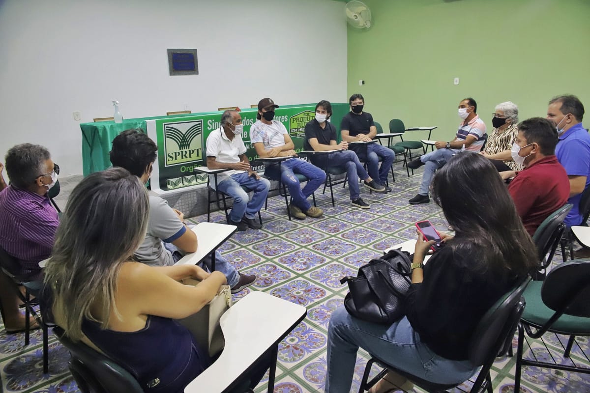 Pré-candidato Pedro Cunha Lima se reúne com lideranças políticas de Patos