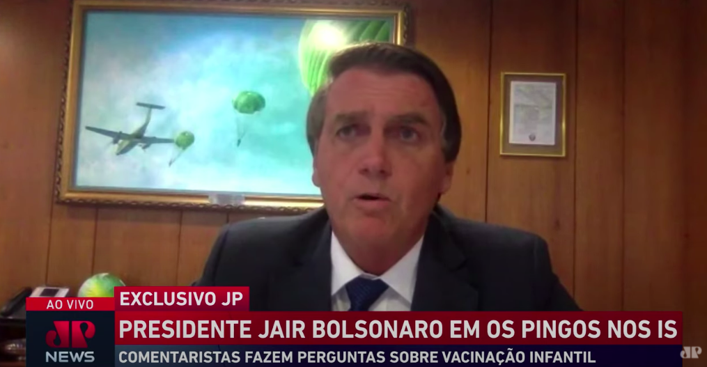 Após pedir explicação a Lewandowski, Bolsonaro diz que vacinação infantil não é obrigatória