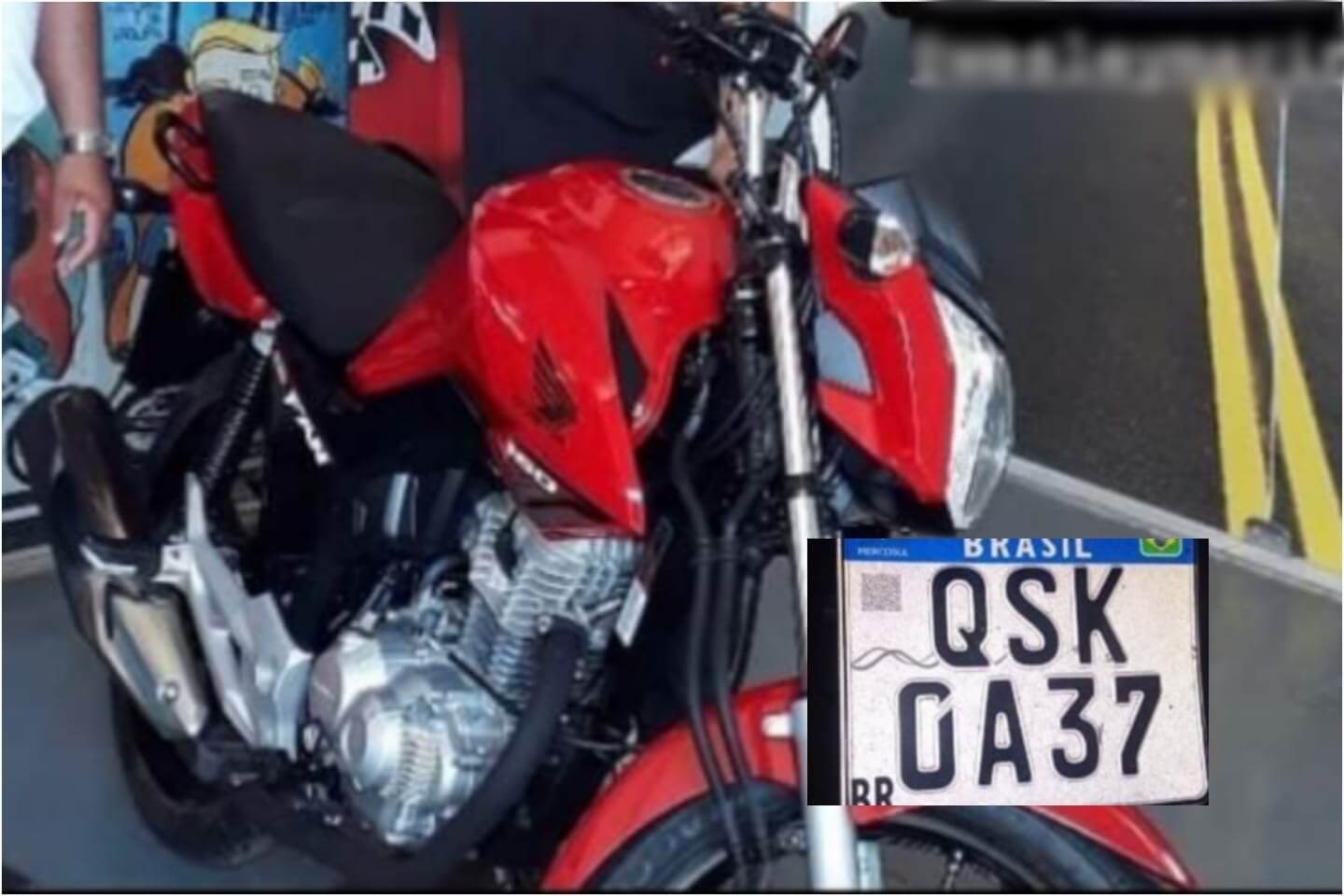 Homem tem moto tomada por assalto na noite desta quarta-feira (19), no Centro de Patos