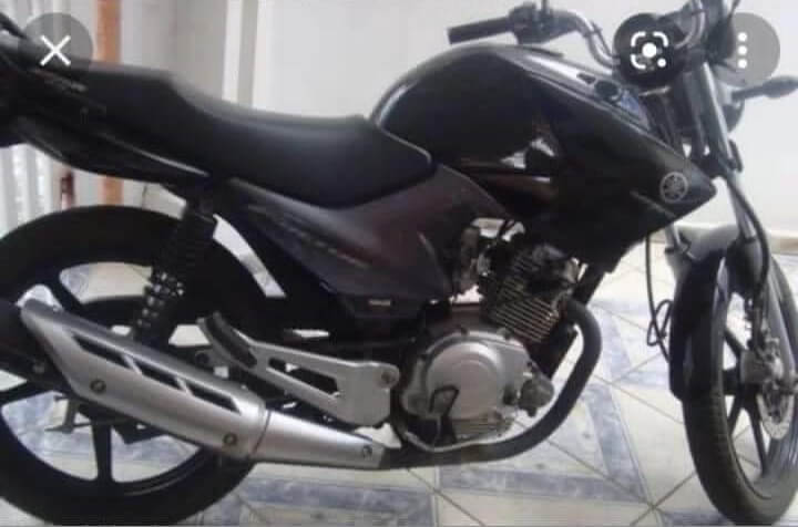 Jovem tem moto furtada na tarde desta segunda-feira (24) em Patos
