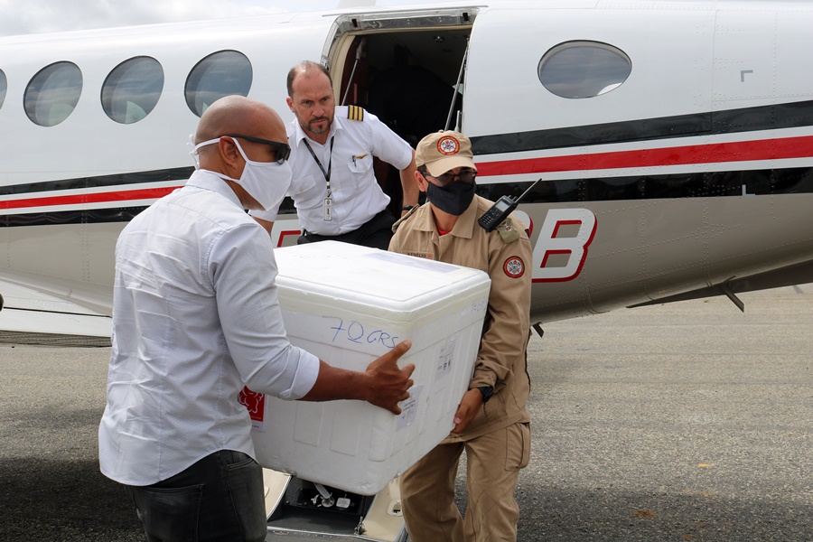 Patos recebe 3ª pauta de vacinas pediátricas contra Covid-19 nesta quarta (26). Confira