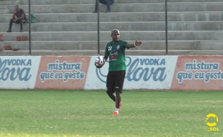 Técnico Reinaldo Oliveira é demitido do Nacional de Patos. Diz site.