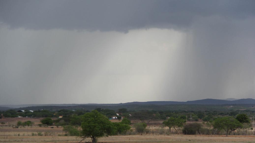 Inverno em janeiro confirma previsões e cinco municípios da região de Patos já passaram dos 200,0 mm