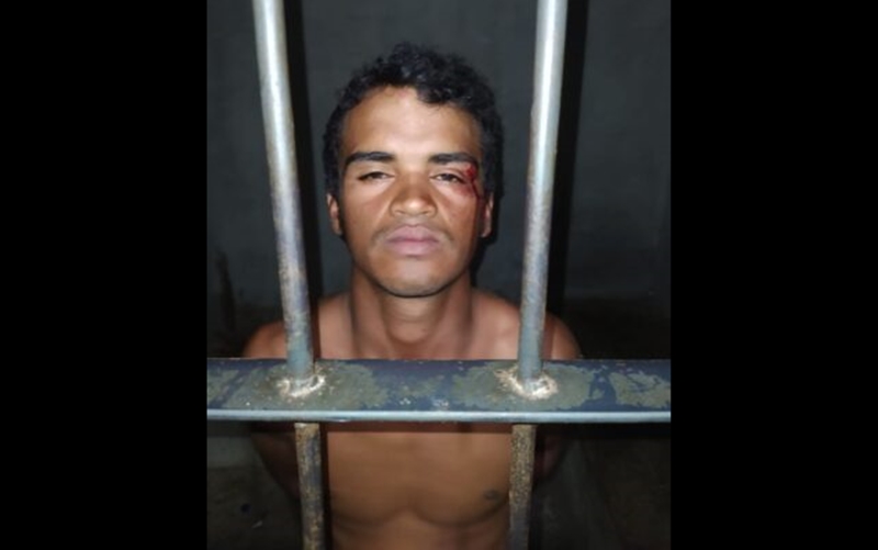 Após esfaqueiar outro no centro de Piancó, suspeito é preso em flagrante
