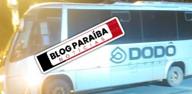 Ônibus do cantor Dodô Pressão tem vidro quebrado por garrafa na noite deste sábado (29) após show em Malta
