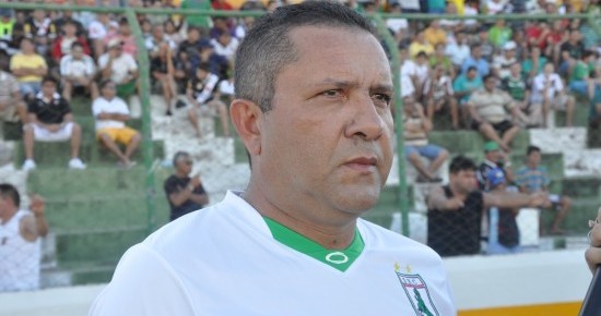 Flávio Barros e auxiliar-técnico deixam o Treze, e Suélio Lacerda assume a equipe