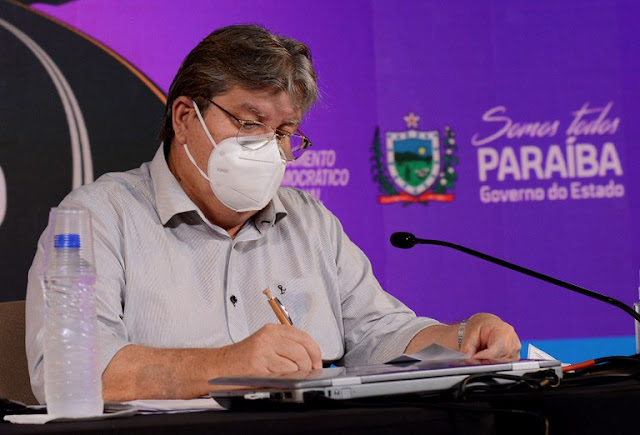 João Azevêdo reduz tempo para promoções de praças, autoriza ascensões e processo seletivo para cursos de formação de oficiais, sargentos e cabos